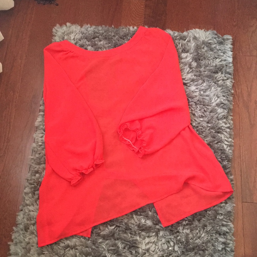 Petticoat Alley | Coral Open Back Top 👄